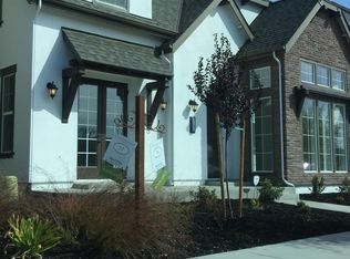 3185 Crocker Dr, Sacramento, CA