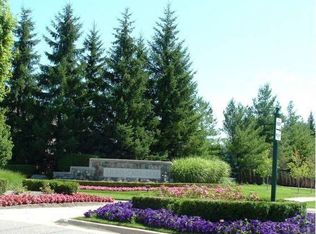 1663 Chase Dr, Rochester, MI 48307