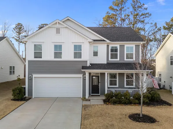 370 Mallard Loop Dr, Clayton, NC 27527