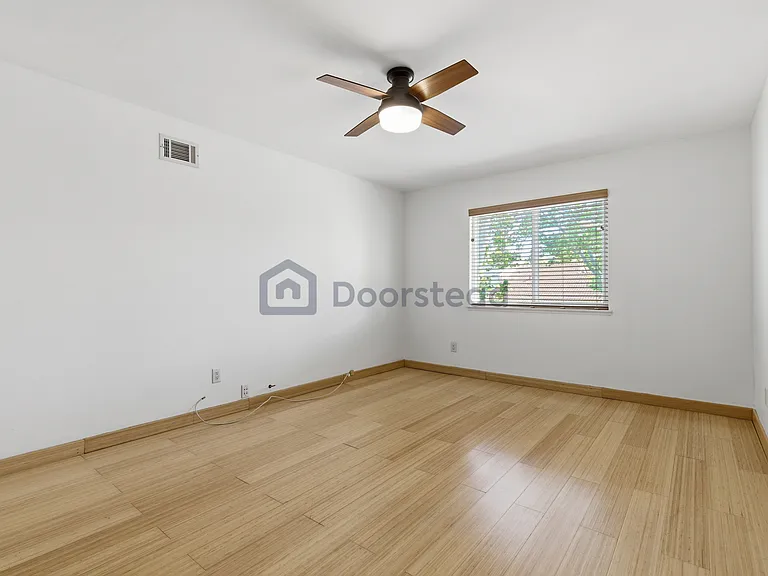 145 Shoreline Dr — Photo 17