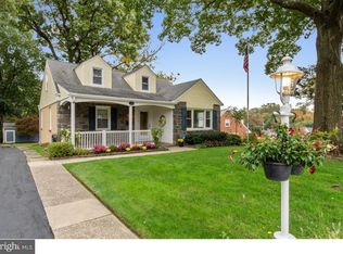 229 Waverly Rd, Morton, PA 19070