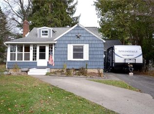 205 Franklin Park Dr, East Syracuse, NY 13057