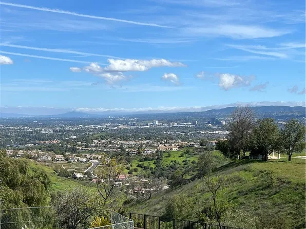 150 Dapplegray Rd #415, West Hills, CA 91307