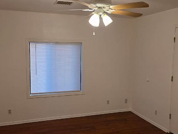 4th image of 512 N Apache Ave
