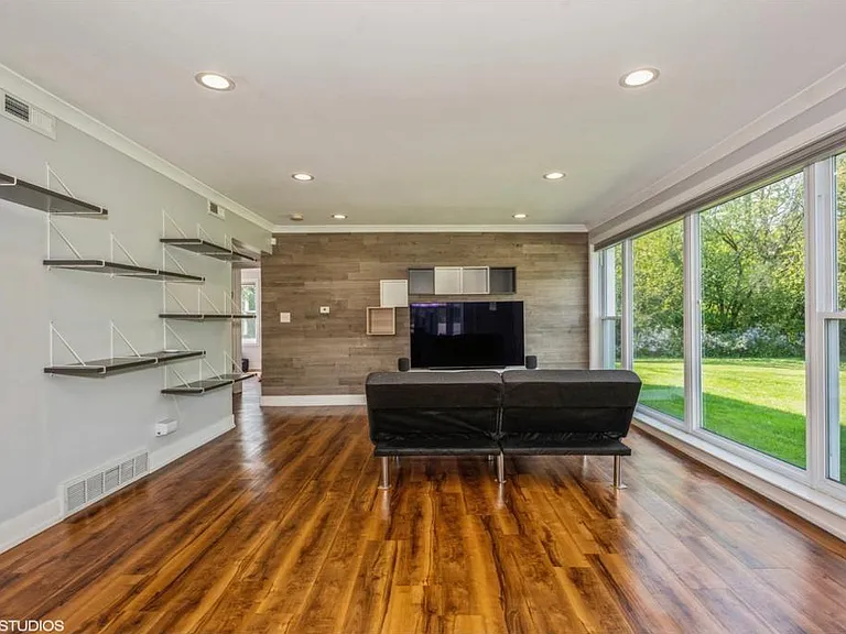 625 W Edgewood Rd — Photo 18