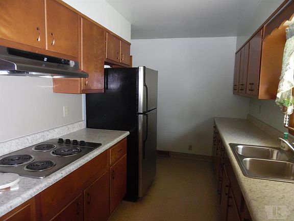 2nd image of 3045 Westwood Dr
