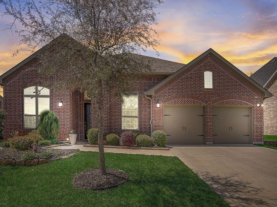1st image of 9233 Pecan Woods Trl
