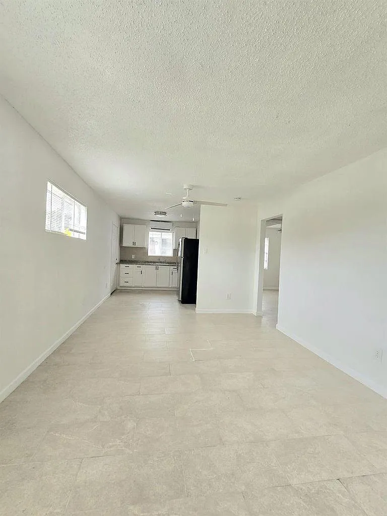 2 bed, 1.0 bath, 800 sqft, $950 — Photo 4