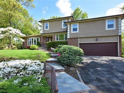 15 Andrea Ct, New Rochelle, NY, 10804