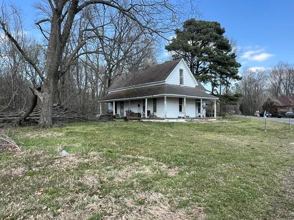 815 Kuykendall Rd, Puryear, TN 38251