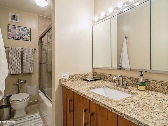 2nd image of 535 N Michigan Ave APT 2405