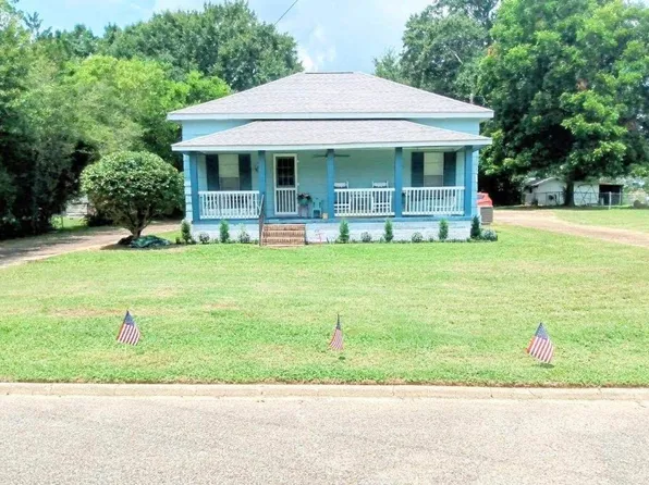 406 Brown St, Opp, AL 36467