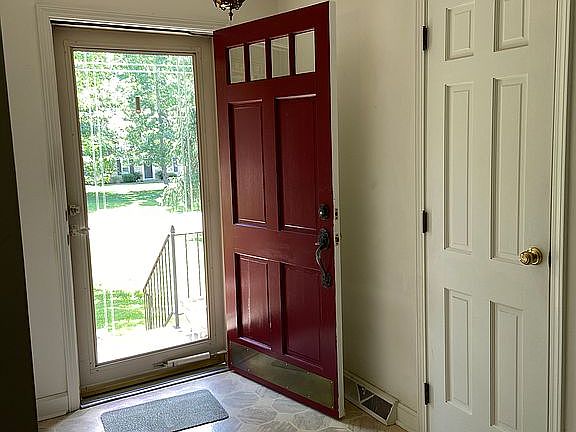 3rd image of 3443 Oaklane Dr