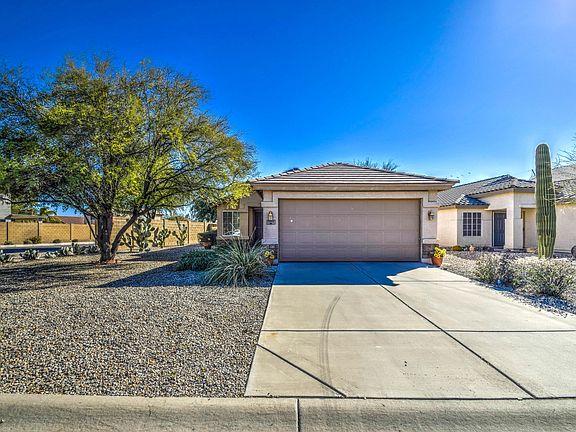 2nd image of 1353 E Saguaro Trl