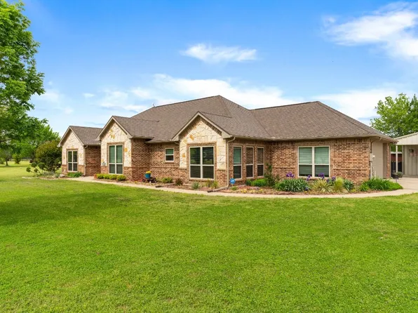 8034 Karen Ln, Terrell, TX 75160