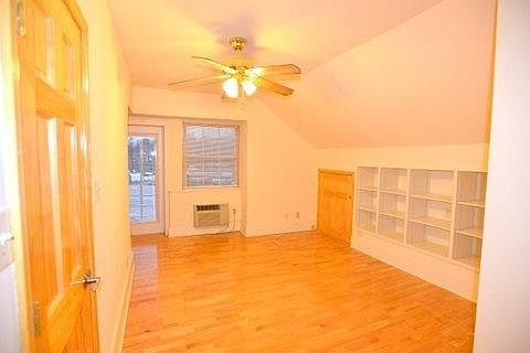 4th image of 1320 Jefferson Davis Hwy APT 28