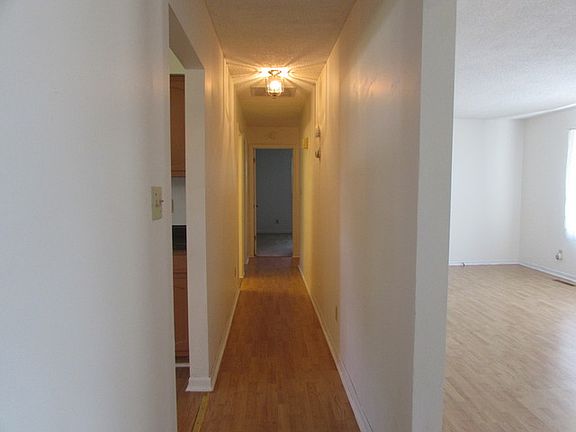 5th image of 389 Coyne St