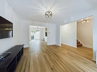 Rented by Bouklis Group