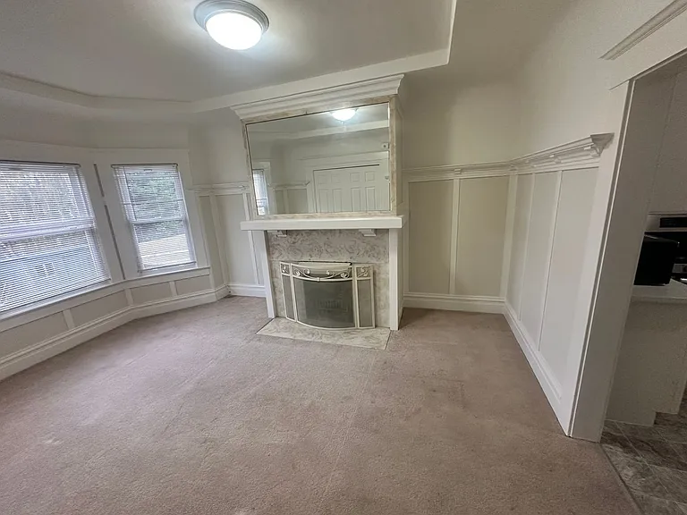 149 Eureka St #7055R — Photo 1