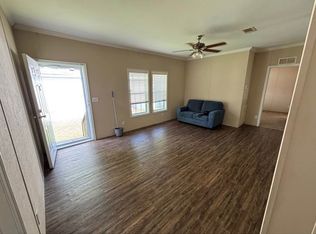 8634 SW 76th St, Trenton, FL 32693