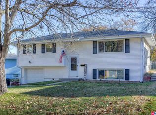 2305 S 125th St, Omaha, NE 68144