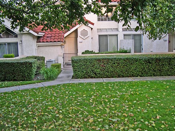 4th image of 7207 Cronin Cir