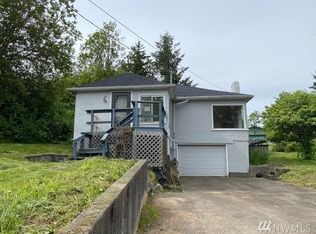 214 Holcomb Rd, Kelso, WA 98626
