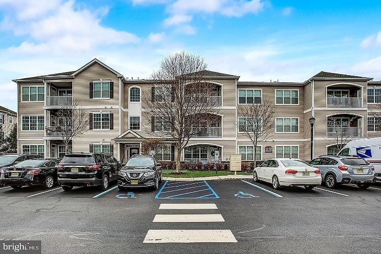 1st image of 234 Timberlake Dr #234