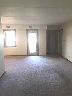 4th image of 6815 W Hickory St #2