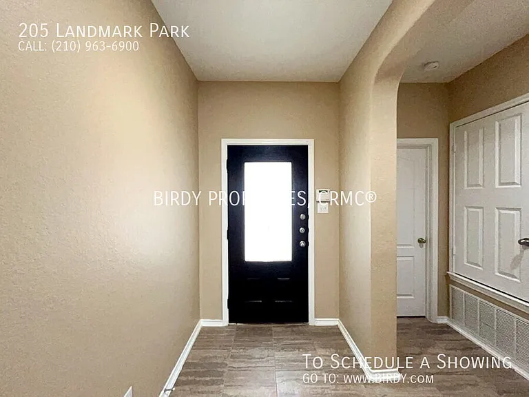 205 Landmark Park — Photo 34