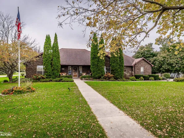 504 E Vine St, Toledo, IA 52342