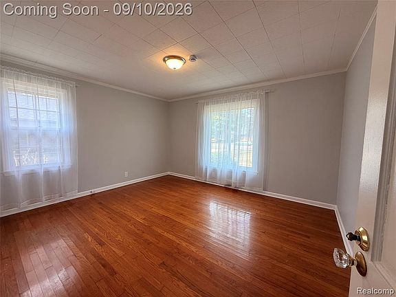 4th image of 20216 E Eleven Mile Rd