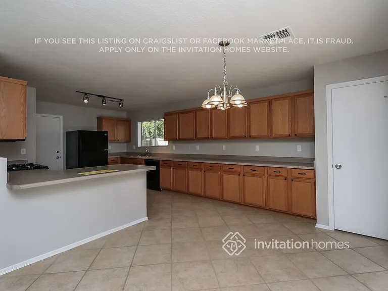 3767 E Orchid Ln — Photo 5