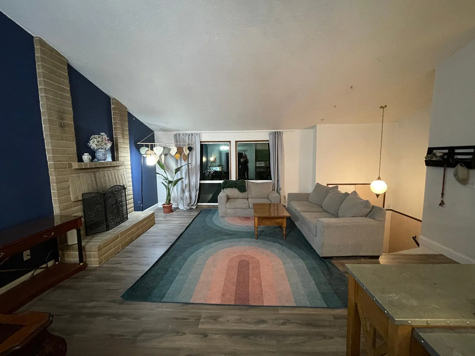 4 bed, 2338 sqft, $850 — Photo 4