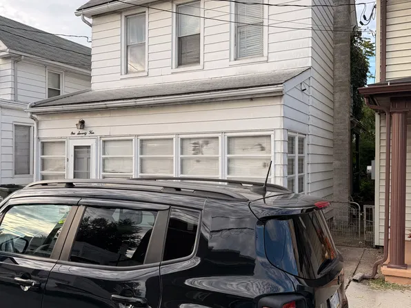 174 Penn St, Highspire, PA 17034