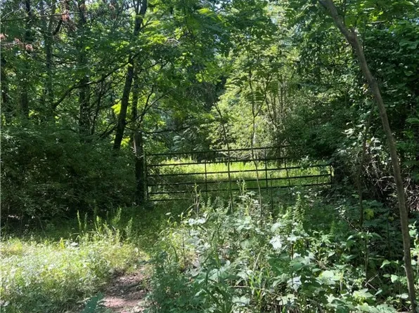 26901 Freedom Rd, Chester, AR 72934