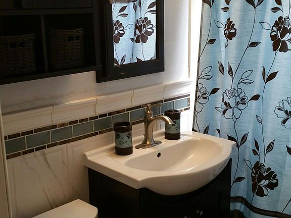 Master bath.