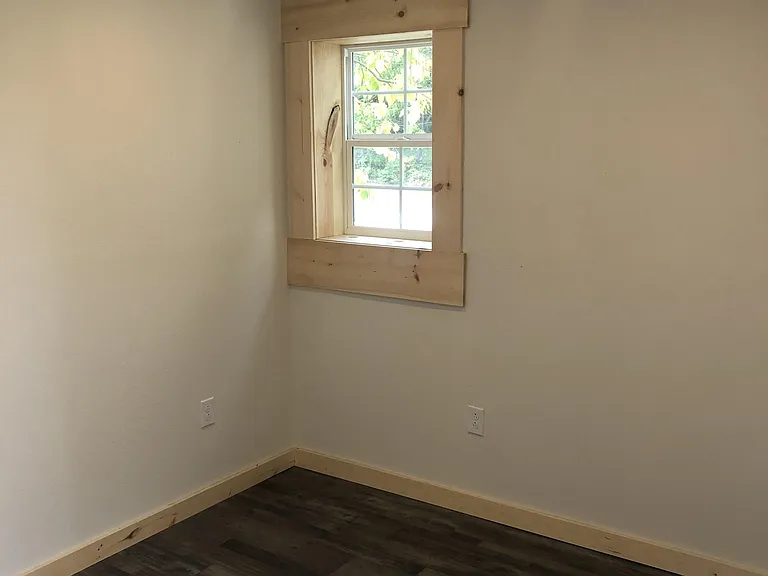 133 E Main St — Photo 13