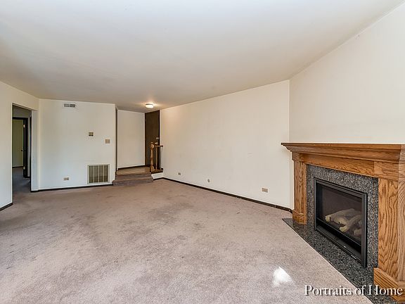 2nd image of 1662 Dover Ct APT C