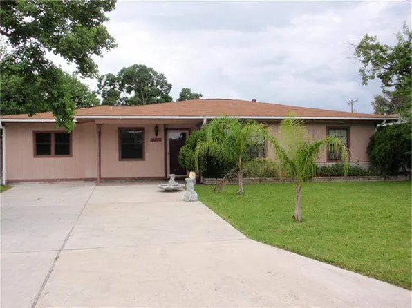 1814 14th Ave N, Texas City, TX 77590