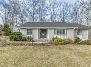 1607 Woodmont Dr, Johnson City, TN 37601