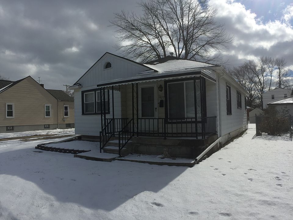 1st image of 1407 Stewart Ave