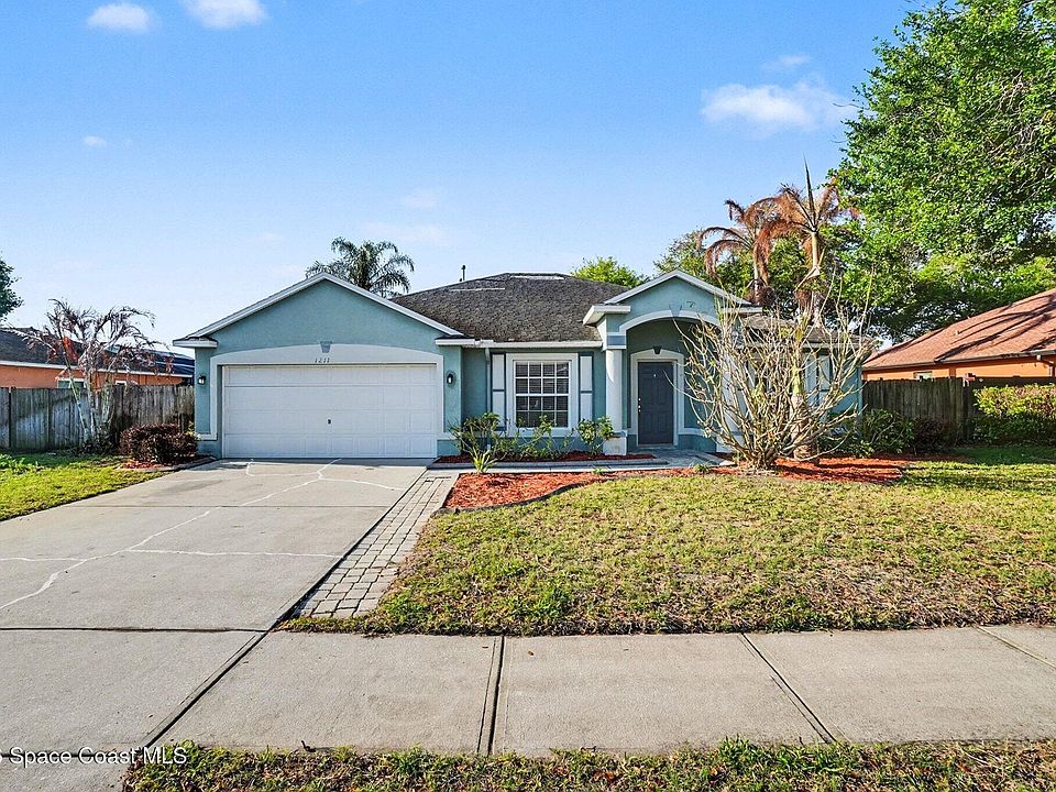 1st image of 1211 Walnut Grove Way