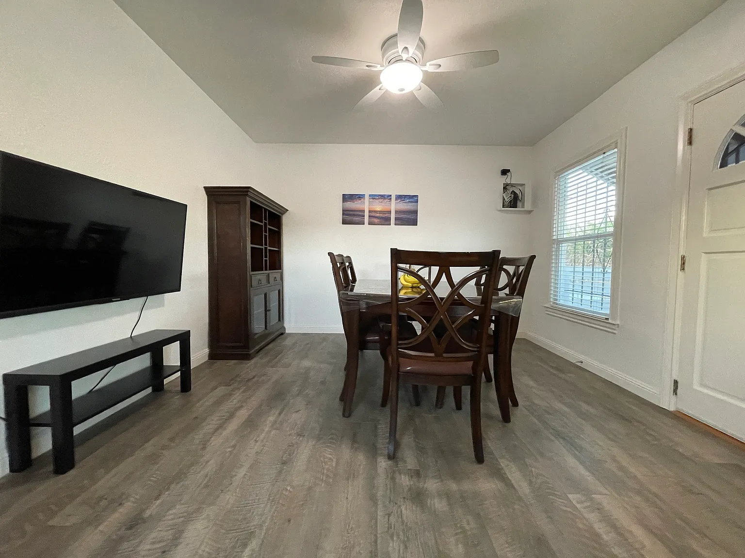 4 bed, 1000 sqft, $2,800 — Photo 2