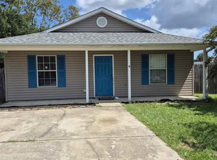 6 Marquesas Ct, Pensacola, FL 32506