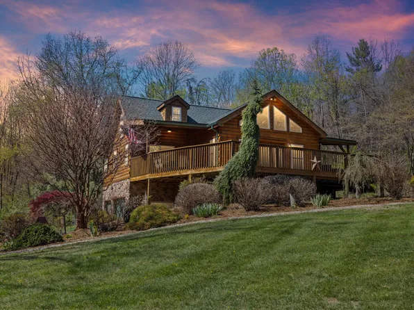 115 Spring Crossing Ln, Spottswood, VA 24476