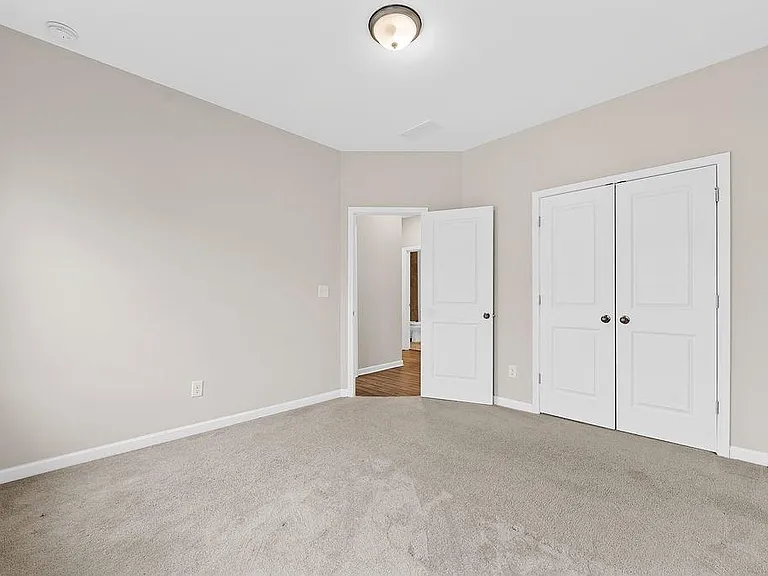 2247 Pink Hawthorn Dr — Photo 32