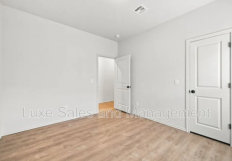 8012 NW 110th Dr — Photo 19