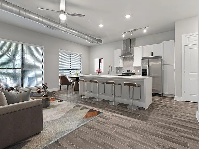 Briar Forest Lofts — Photo 12