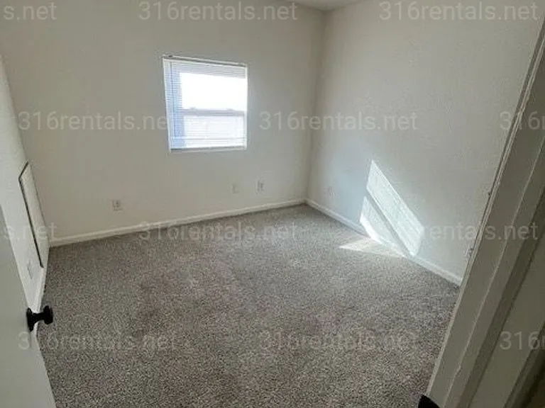 1607 N Minneapolis St — Photo 6